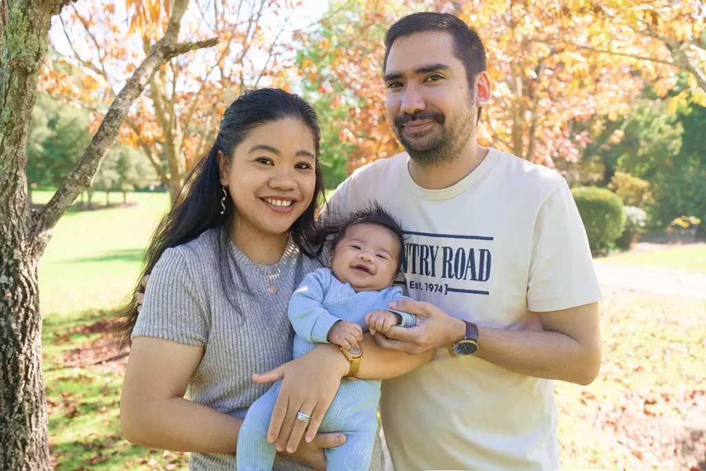 Mother's day mini session in Fagan Park Hornsby shire